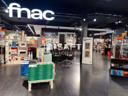 vente commerce 30 pièces 1993 m² saint-quentin (02100)
