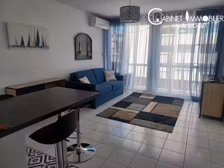appartement meublé t2 + grand bureau + 2 places de parking priva