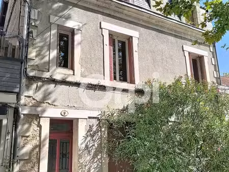 demeure de caractère en pierre (179 m²) – charme  volumes & potentiel mixte