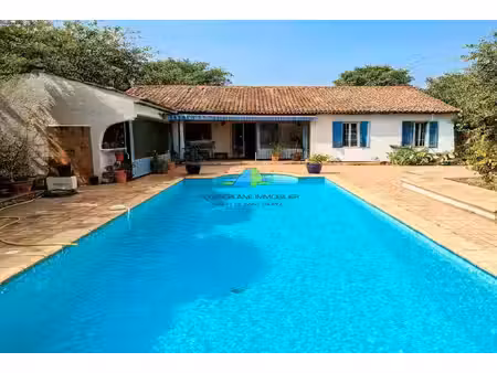 villa de plain pied les issambres