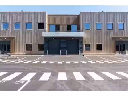 location local d’activités oissel 76350 190m² à 440m²