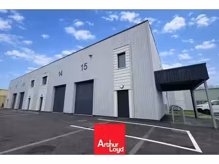 location local d’activités saint-germain-nuelles 69210 114m²