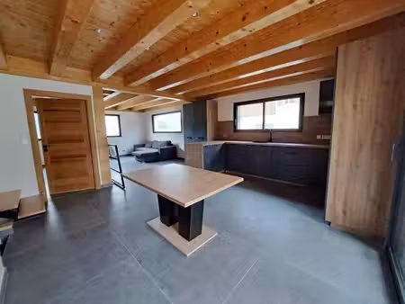 location maison 121m² villard 74420
