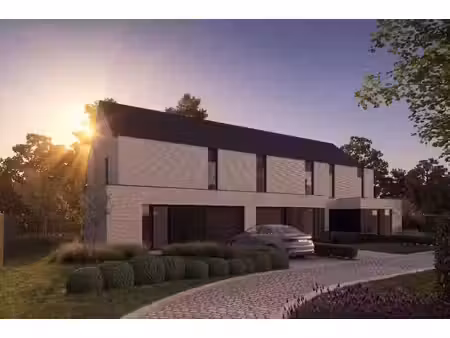 moderne woning met inpandige garage  3 slpk en vaste trap naar zolder (lot 02)