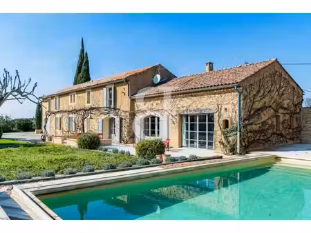 superbe mas restauré avec piscine au pied des dentelles de mont