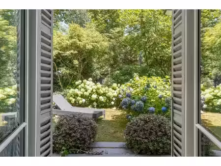 neuilly-sur-seine  île-de-france  france with id 2886091029
