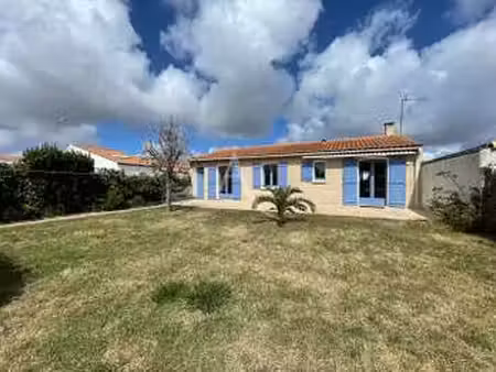 vente maison à l'aiguillon-sur-mer (85460) : à vendre / 78m² l'aiguillon-sur-mer