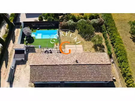a vendre belle villa récente à blauzac  proche uzès.