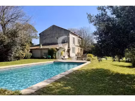 superbe maison avec piscine à châteaurenard