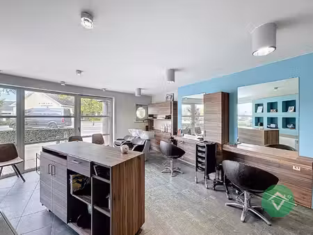 commercieel te koop in koekelare
