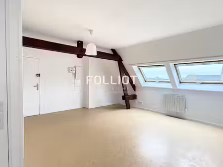 a louer - appartement lumineux en centre-ville de périers