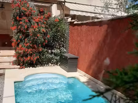 maison dans quartier recherché à courthézon