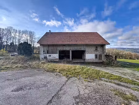 maison 4 pièces - 440 m²