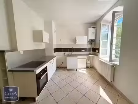 appartement à louer 2 pièces 30 m² - givors (69) - 287€