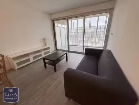 appartement à louer 2 pièces 41.84 m² - fleury-les-aubrais (45) - 700€