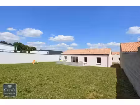 maison à louer 4 pièces 80.04 m² - le may-sur-èvre (49) - 870€