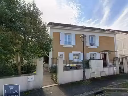 maison à louer 3 pièces 70.2 m² - pau (64) - 1 005€