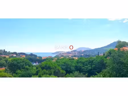 collioure  appartement de type 2 de 46m² avec vue mer  terrasse