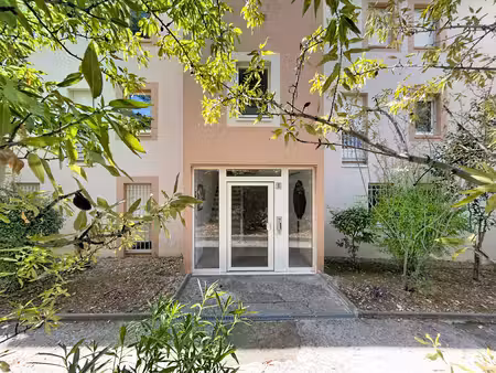 « montpellier – un t3 comme une maison  avec 138 m² de jardin »