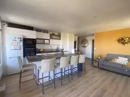 location appartement 1 pièce 10 m² à aix-en-provence (13080)