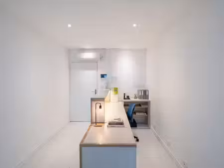 location commerce 78 m² à saint-victoret (13730)