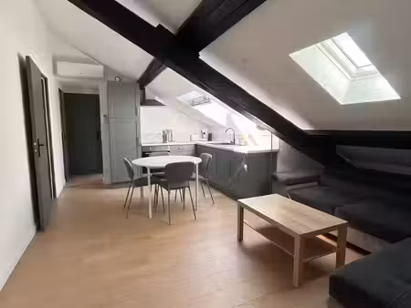 location appartement 3 pièces 36m² roanne 42300