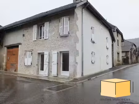 location maison 4 pièces 88m² belley 01300