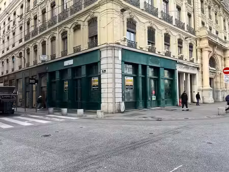 location commerce lyon 69001 105m²
