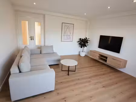 mandelieu secteur des termes : 3 pièces rénové avec terras