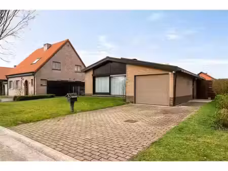 maison à vendre à kardinaal cardijnlaan 51 beerse (rbw80007)