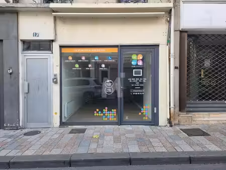 vente commerce melun 77000 48m²