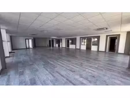 location commerce perpignan 66000 500m²