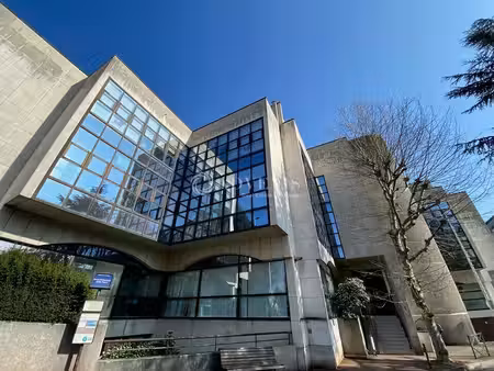location bureaux nogent sur marne 94130 220m²