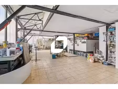 vente local d’activités colombes 92700 155m²