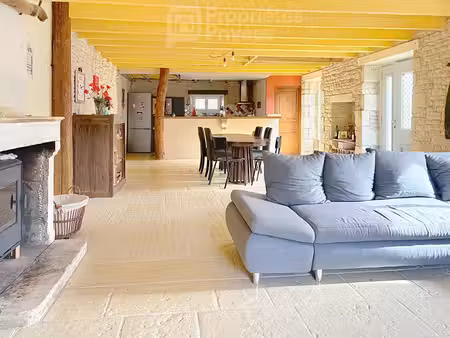 longère de charme 135 m2 avec dépendances de 95 m2