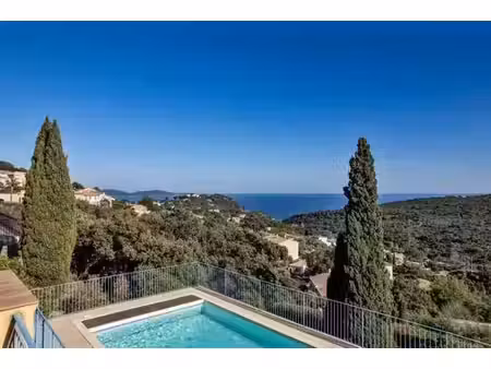 villa de luxe de 5 pièces en vente cavalaire-sur-mer  provence-alpes-côte d'azur