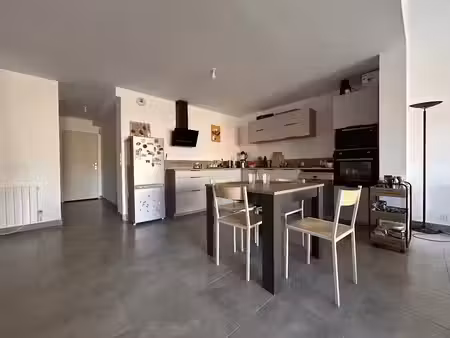 location maison 4 pièces 100 m² à le loroux-bottereau (44430)  1 190 €
