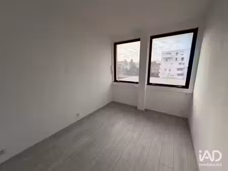 location locaux professionnels 0 pièces 9 m² à roubaix (59100)  290 €