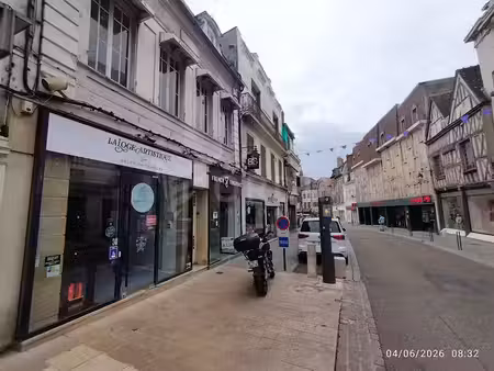 location locaux professionnels 0 pièces 150 m² à auxerre (89000)  1 748 €