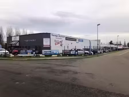 location locaux professionnels 0 pièces 820 m² à auxerre (89000)  7 400 €