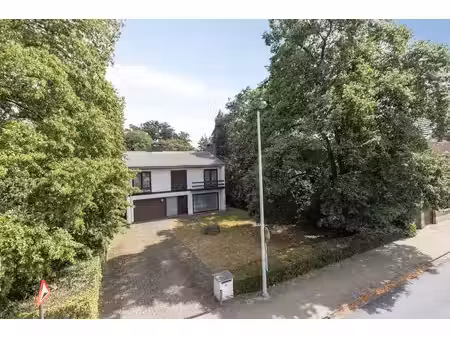 huis te koop in kapellen met 4 slaapkamers