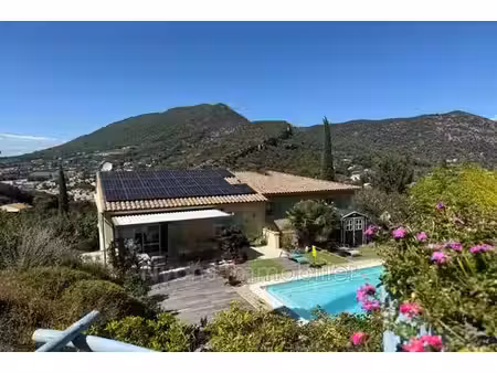 villa de luxe de 4 chambres en vente nyons  auvergne-rhône-alpes