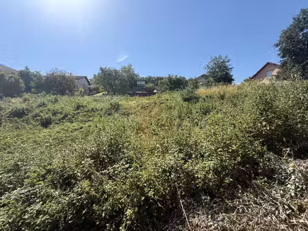 terrain de 684 m2 non viabilisé