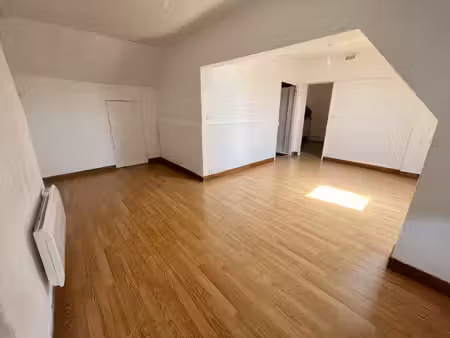 location appartement 3 pièces 60m² liancourt 60140