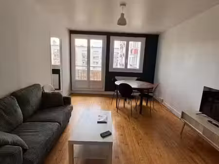 location appartement 4 pièces 66 m² à brest (29200)