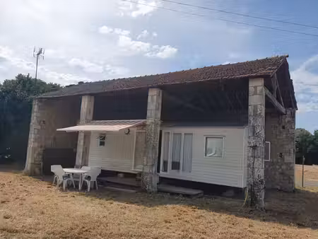 bâtiment sur 312 m² de terrain