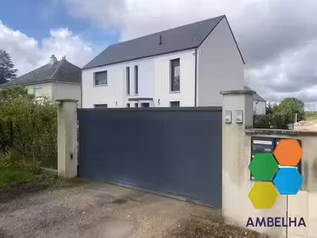 location maison 5 pièces 146 m² à saint-denis-en-val (45560)  1 530 €
