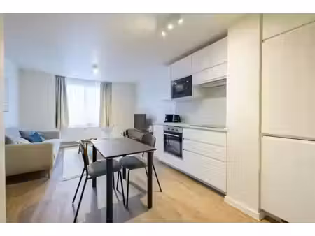 immeuble mixte à louer à rue baron lambert etterbeek (vbe62544)