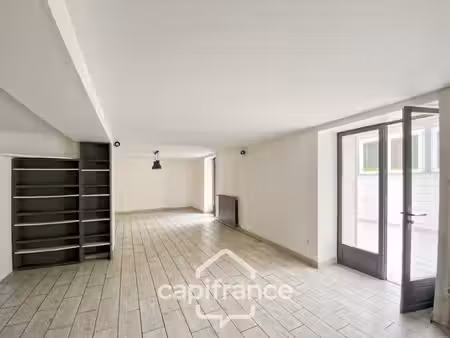 ? une maison familiale pleine de caractère dans un village très recherché -6 p- 163 m²...