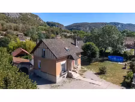 vente maison 5 pièces 120 m² à virignin (01300)  274 300 €